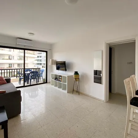 1st Class Location With Sea&pool View דירה Paphos