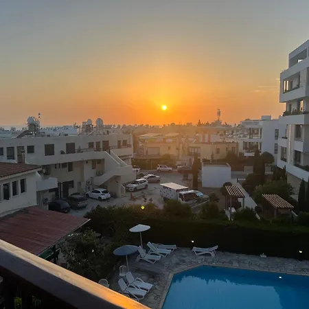 1st Class Location With Sea&pool View *