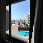 Appartamento 1st Class Location With Sea&pool View