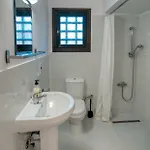 Appartement 1st Class Location With Sea&pool View Paphos